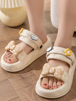 Pantoufles Avec Nœud Papillon - Vignette | URBAÏA