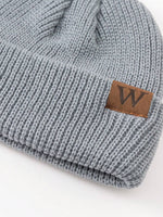 1 pièce Bonnet tricoté gris pour homme avec étiquette , tenue d'automne - Vignette | URBAÏA