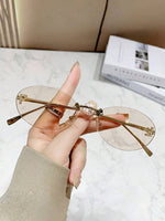 1 pièce Lunettes de mode à monture métallique ovale de style élégant haut de gamme pour femmes, produit transfrontalier UE/US - Vignette | URBAÏA