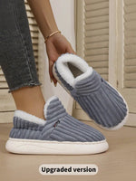 Bottes-pantoufles roses - Vignette | URBAÏA