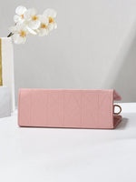 Sac de princesse Diana - Vignette | URBAÏA 