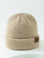 1 pièce Bonnet tricoté gris pour homme avec étiquette , tenue d'automne - Vignette | URBAÏA 