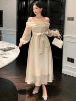 Robe mi-longue en maille - Vignette | URBAÏA 