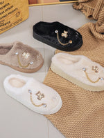 Chaussons douillets - Vignette | URBAÏA 