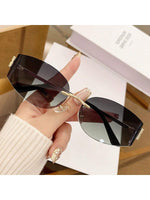 Lunettes de mode sexy - Vignette | URBAÏA 