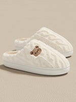 Pantoufles en peluche - Vignette | URBAÏA 