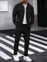 2 pièces Ensemble chemise polo à manches longues de couleur unie avec poche et pantalon pour hommes, tenue de loisirs légère pour les vacances, printemps/automne - Vignette | URBAÏA 